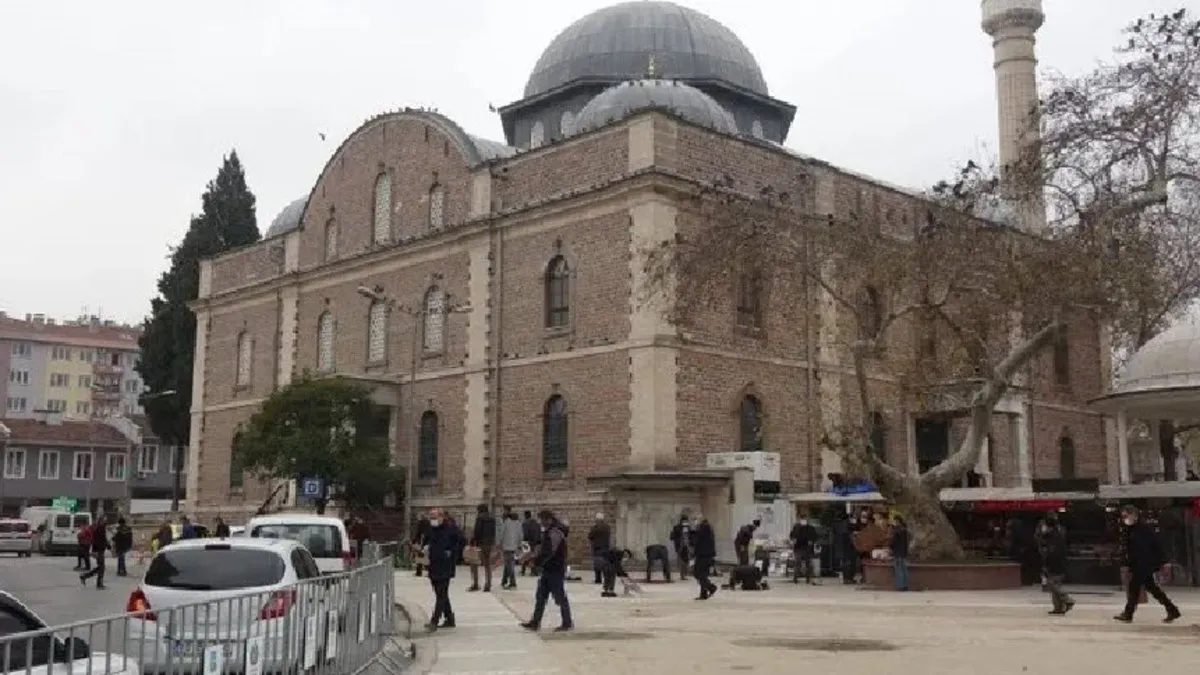 Zağnos Paşa Cami Nerede, Nasıl Gidilir? Zağnos Paşa Cami Tarihi ve Özellikleri