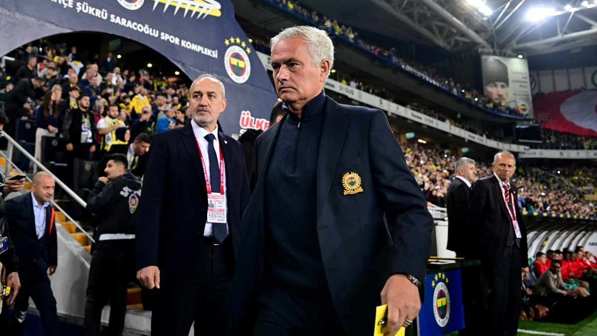Jose Mourinho’dan olay sözler: Hepimiz eve erken gideceğiz
