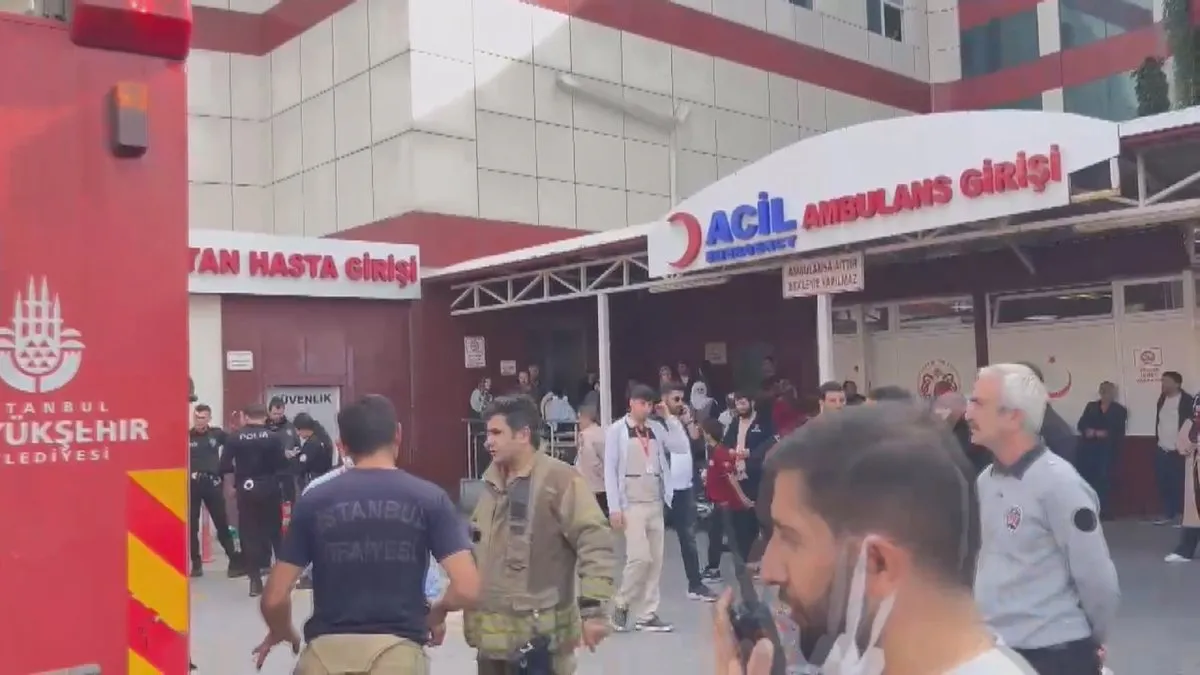 SON DAKİKA… Esenyurt Devlet Hastanesi’nde yangın! Hastalar tahliye ediliyor…