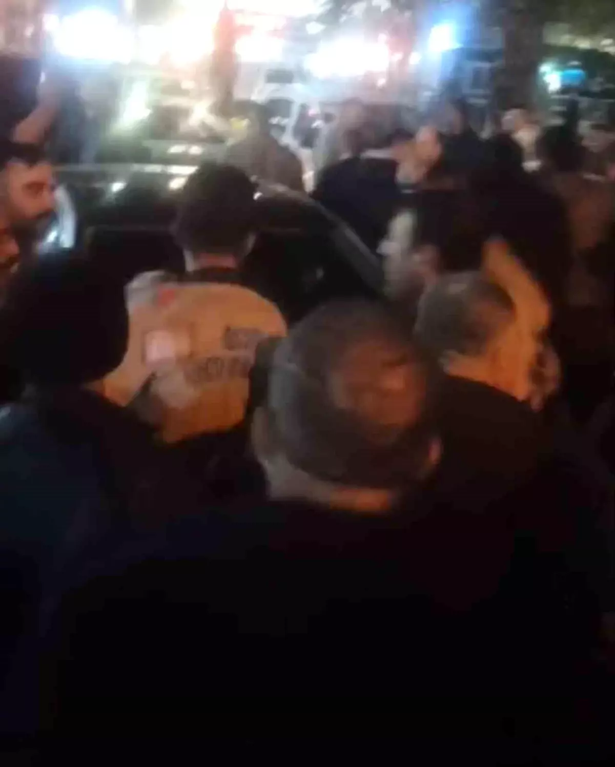 Manisa’da meclis toplantısı sonrası MHP ve CHP’liler arasında arbede