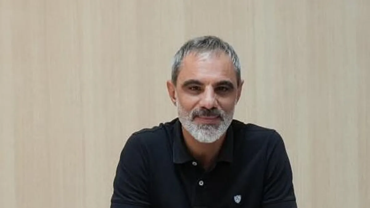 Son dakika: DEM Partili Kayapınar Belediye Başkanı Cengiz Dündar gözaltına alındı