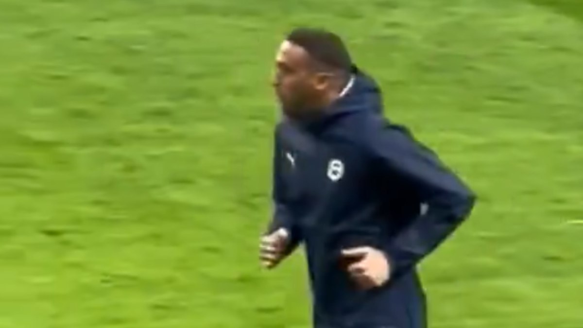 Beşiktaş taraftarından Cenk Tosun’a tepki!